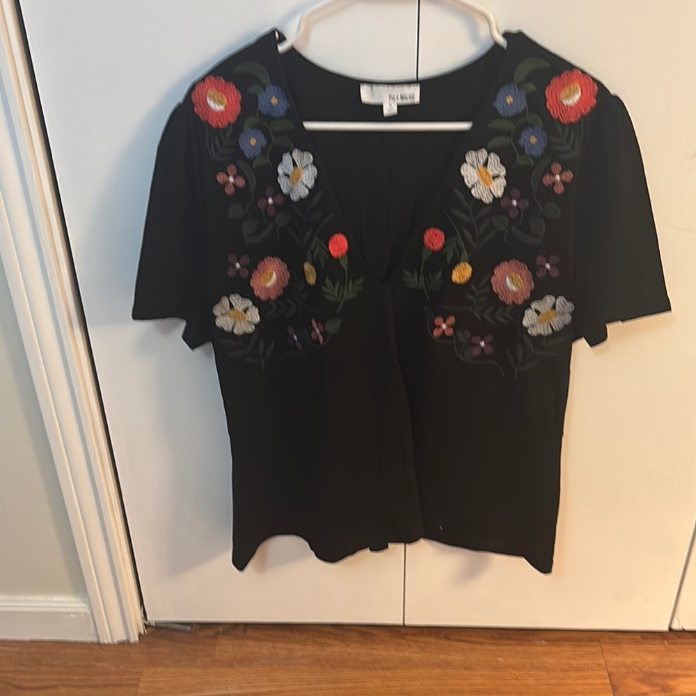 Black Red Embellished Short Sleeve T-Shirt